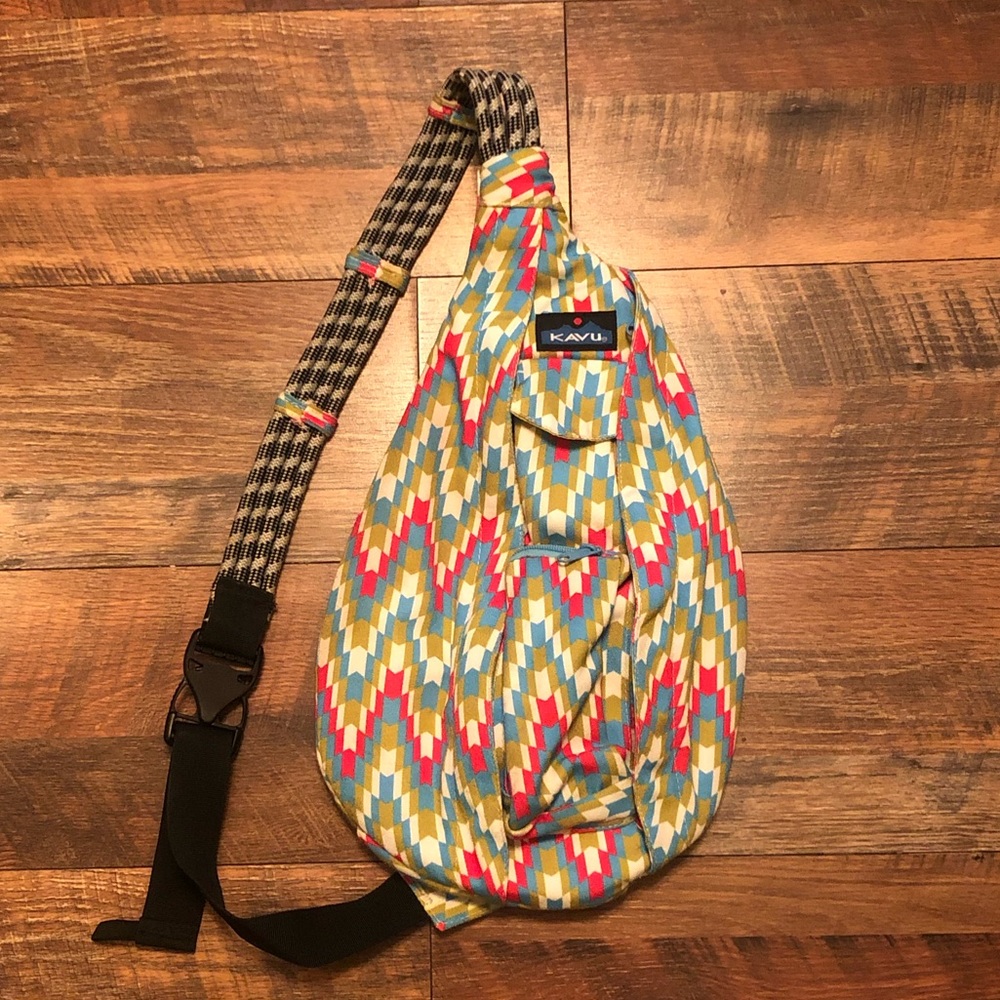 Kavu sling bag chevron